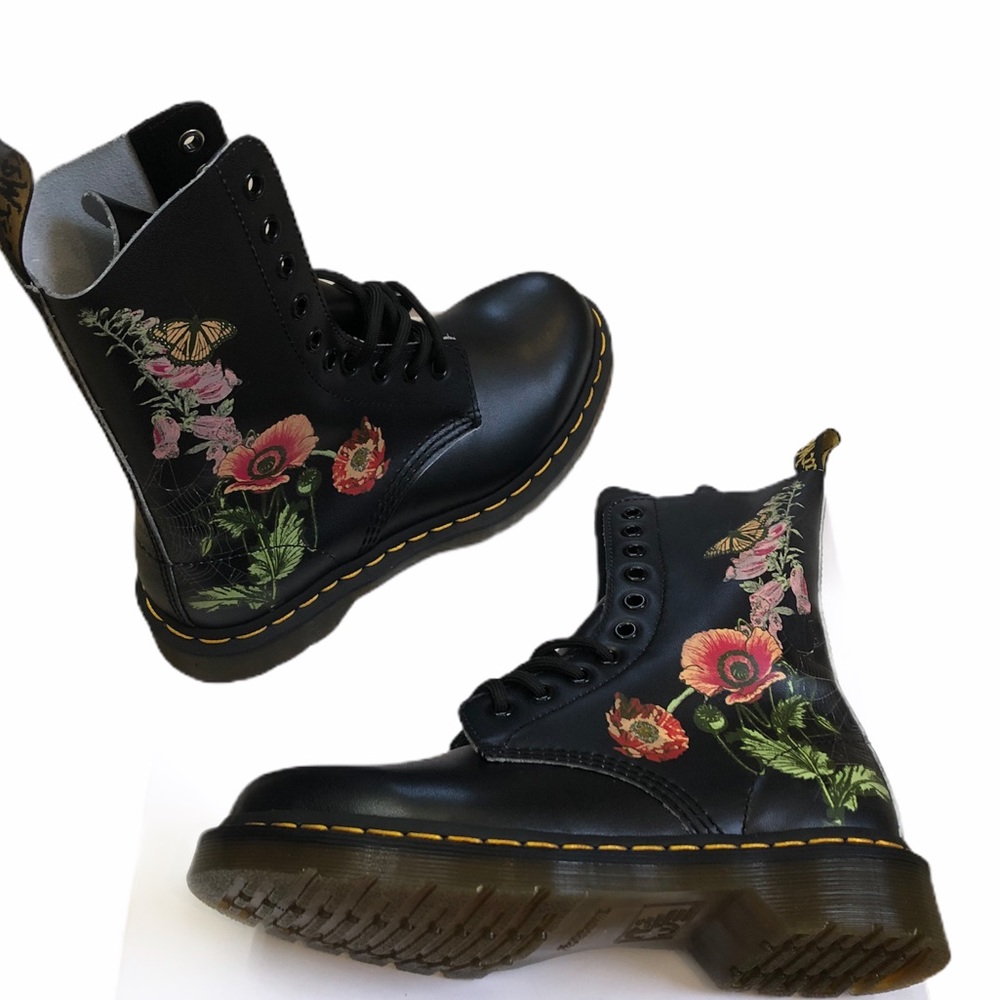 🚫SOLD🚫 Dr. Martens Wild Botanics Combat Boots - Picture 8 of 11